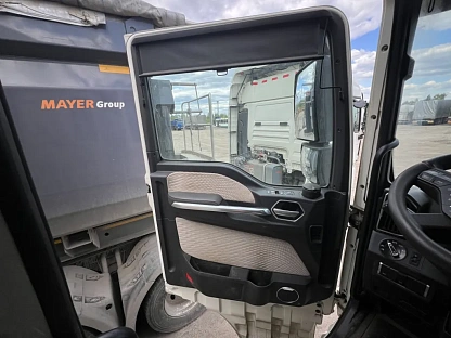 Тягач седельный Sitrak ZZ4186V391HE 000007541 - (АЛ)