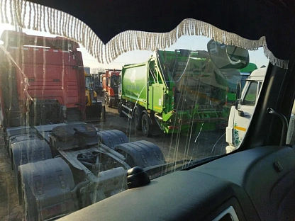 Тягач седельный Sitrak ZZ4186V391HE 000007787 - (АЛ)