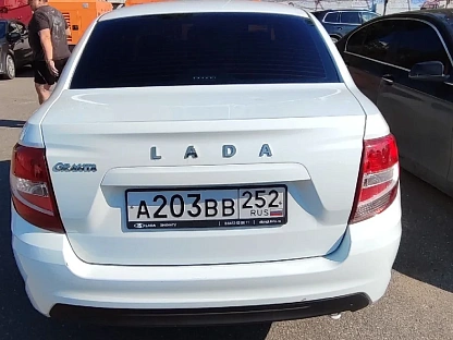 Легковой авто Lada Granta седан 3729 - (АЛ)