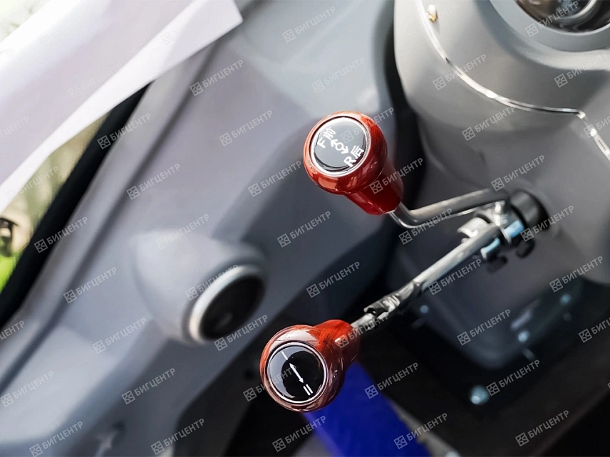 Фронтальный погрузчик FORWARD 634EF