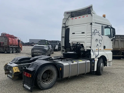 Тягач седельный Sitrak ZZ4186V391HE 000008064 - (АЛ)
