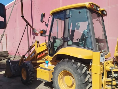 Экскаватор-погрузчик Ensign BL988 000008486 - (АЛ)
