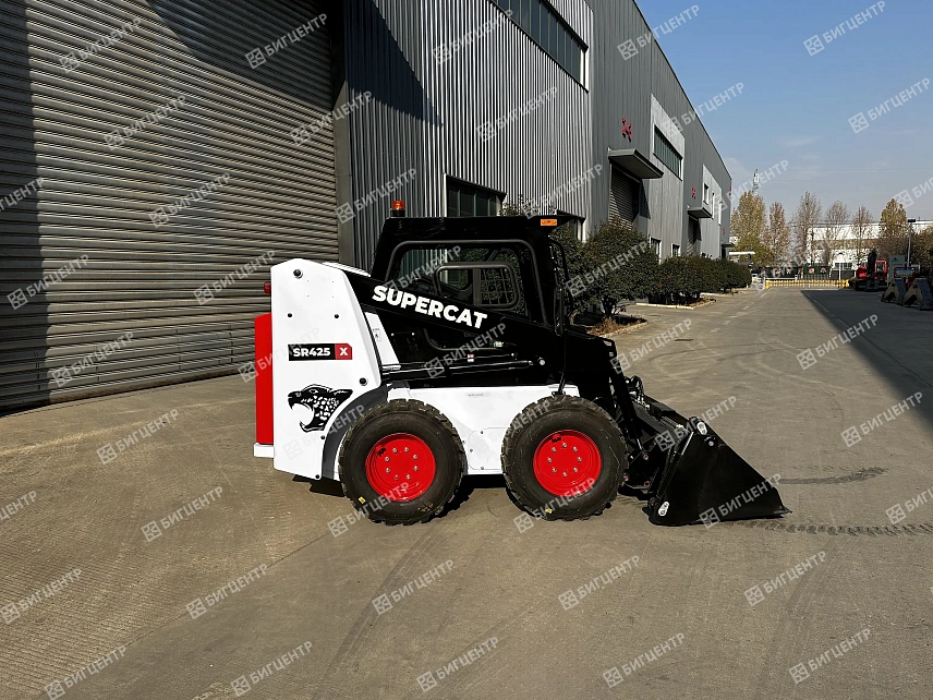 Колесный мини-погрузчик SUPERCAT SR425X