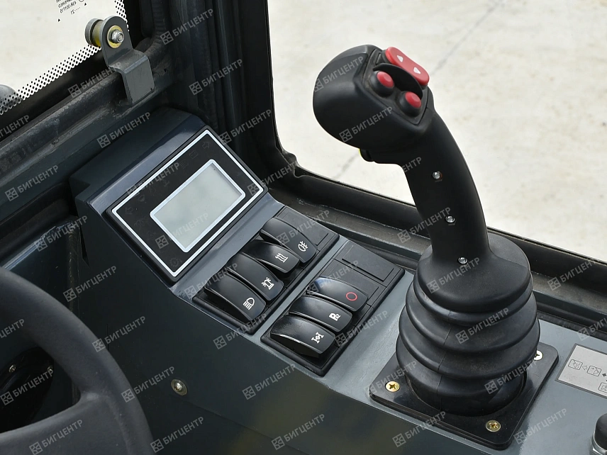 Мультифункциональный погрузчик RMX ML840