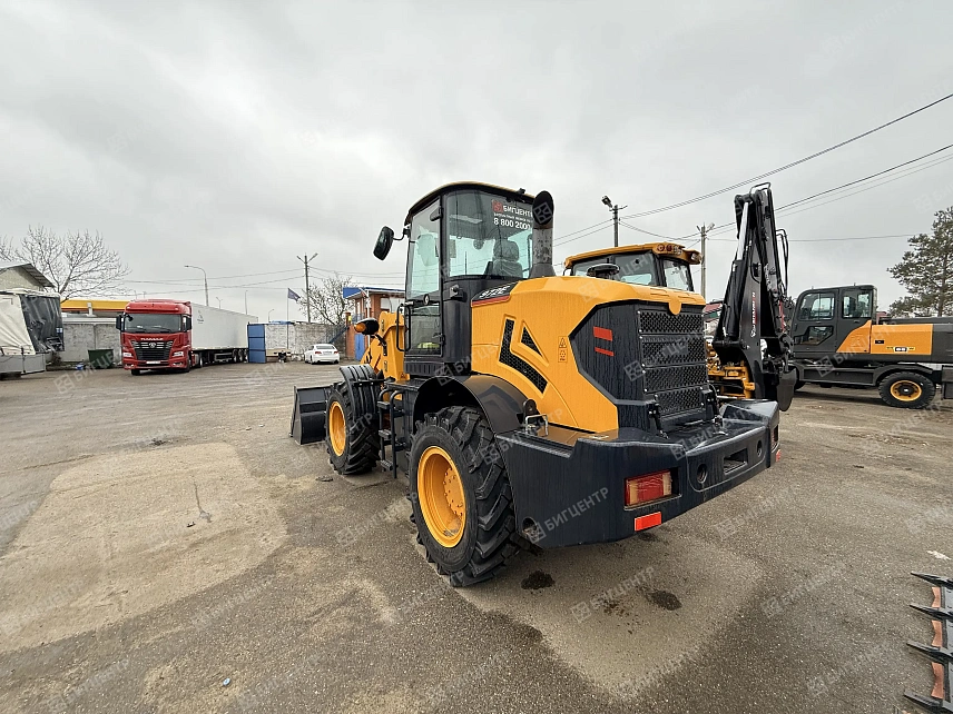 Фронтальный погрузчик RMX 972E (835CAJ12060 от 01.23)