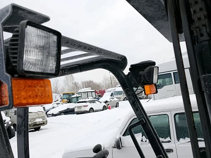 Погрузчик Hyundai 30D-9E 000007422 - (АЛ)