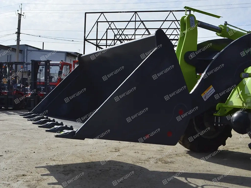 Фронтальный погрузчик FORWARD 632EF