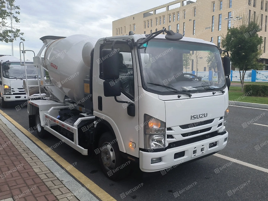 Автобетоносмеситель Isuzu ELF Q3