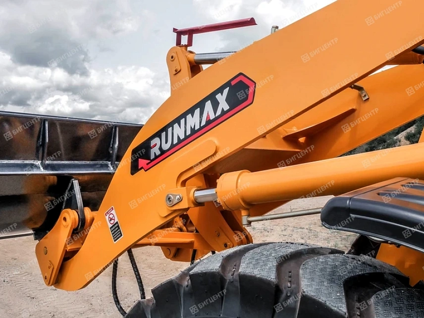 Фронтальный погрузчик RMX 960E