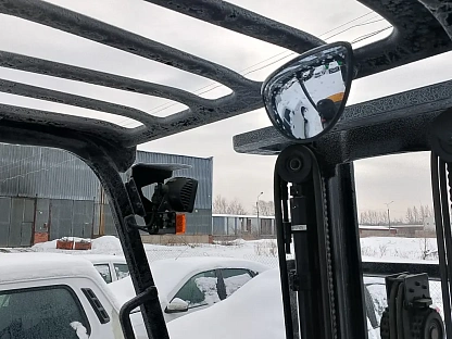 Погрузчик Hyundai 30D-9E 000007422 - (АЛ)