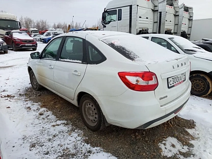 Легковой авто Lada Granta лифтбек 4777 - (АЛ)