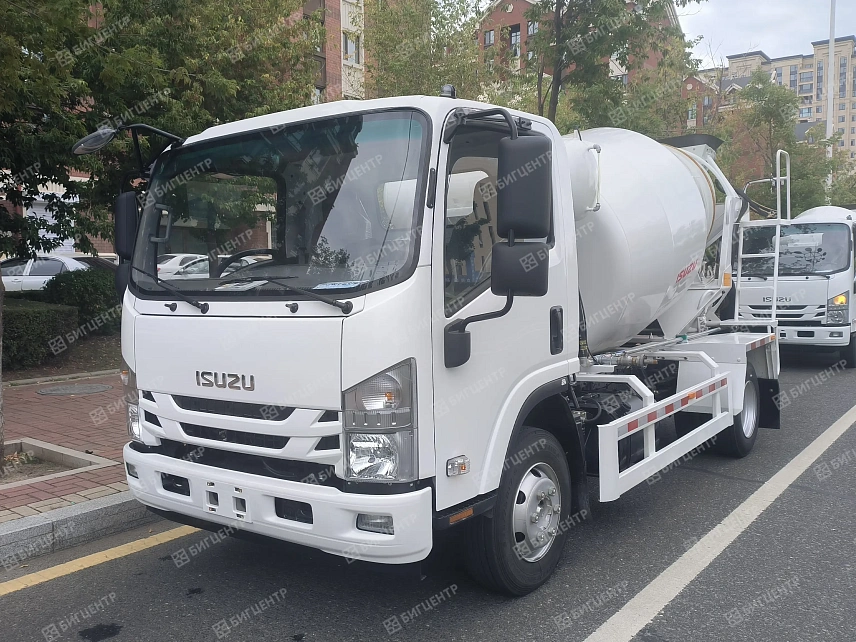 Автобетоносмеситель Isuzu ELF Q3