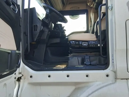 Тягач седельный Sitrak C7H MAX ZZ4186V361HE 000007518 - (АЛ)