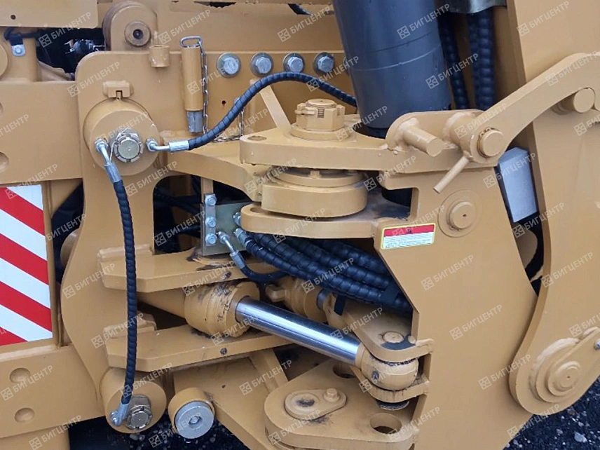 Экскаватор-погрузчик RMX (RUNMAX) SE460 ***3917