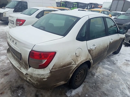 Легковой авто Lada Granta седан 5798 - (АЛ)