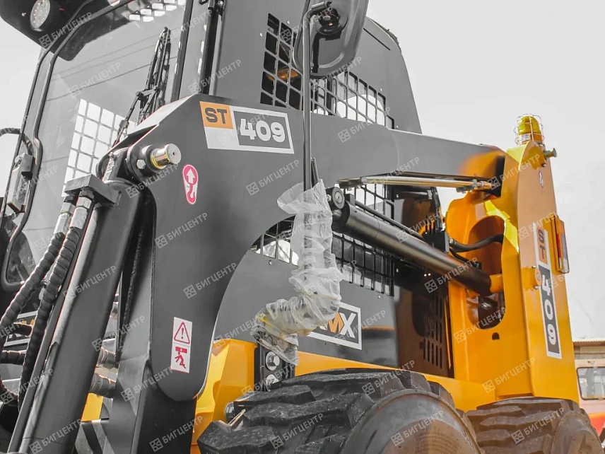 Колесный мини-погрузчик RMX ST409E