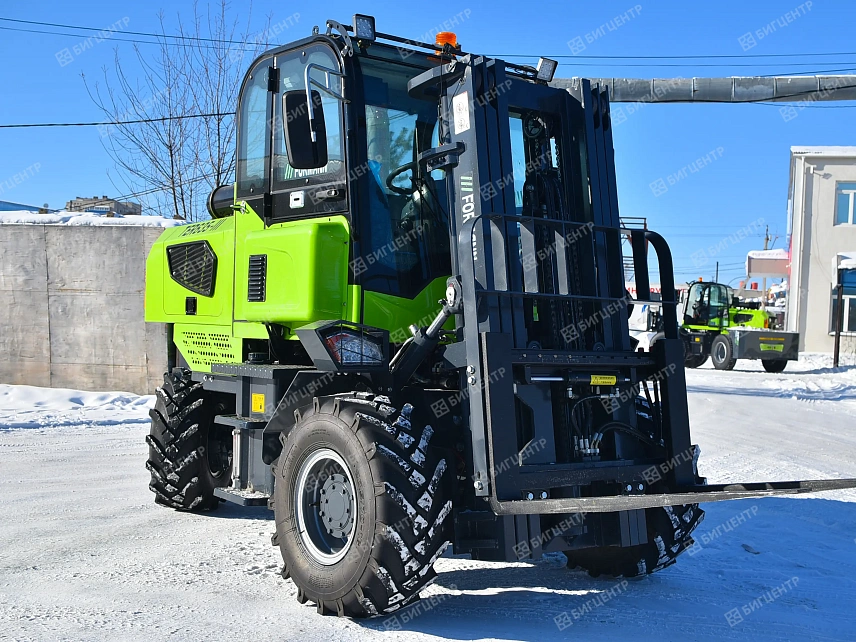 Вилочный погрузчик повышенной проходимости FORMANN TER635-III