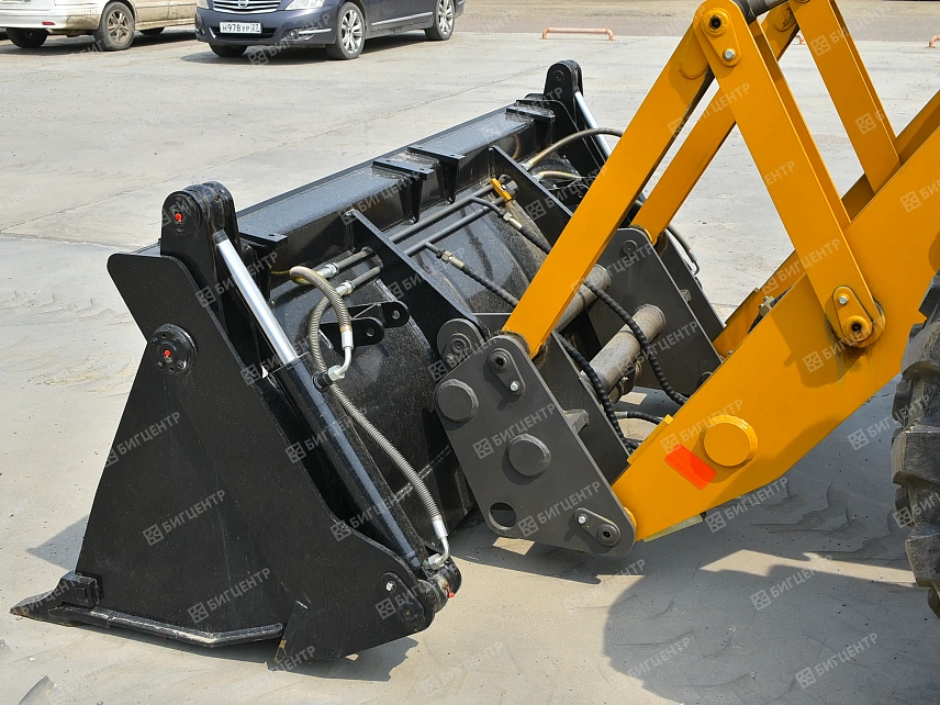 Экскаватор-погрузчик RMX (RUNMAX) SE460 (БЦ) (RMX20233931 от 10.23)