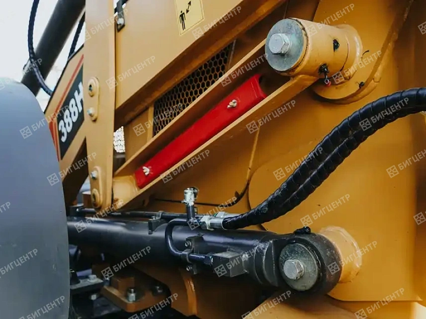 Экскаватор-погрузчик SHANMON 388H