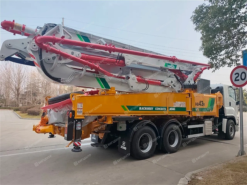 Автобетононасос ISUZU S43М 6х4
