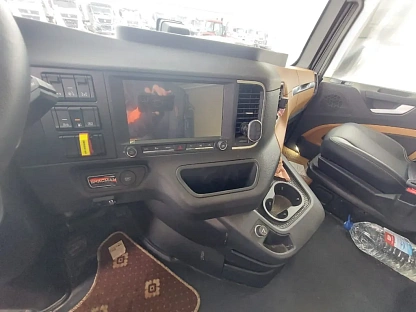 Тягач седельный Shacman SX4188YY381 000007835 - (АЛ)