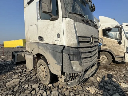 Тягач седельный Mercedes-Benz Actros 5 1842 LS (BigSpace) 000007714 - (АЛ)
