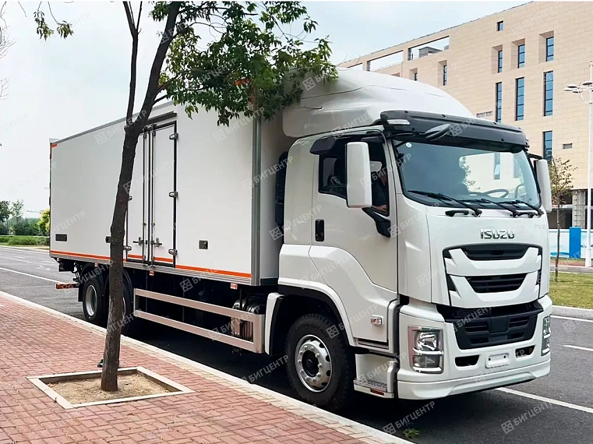 Рефрижератор Isuzu GIGA Гидроборт  