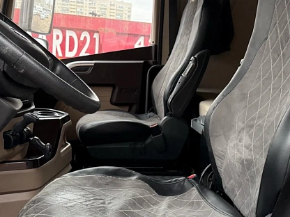 Тягач седельный FAW CA4180P25K15E5A80 000008027 - (АЛ)
