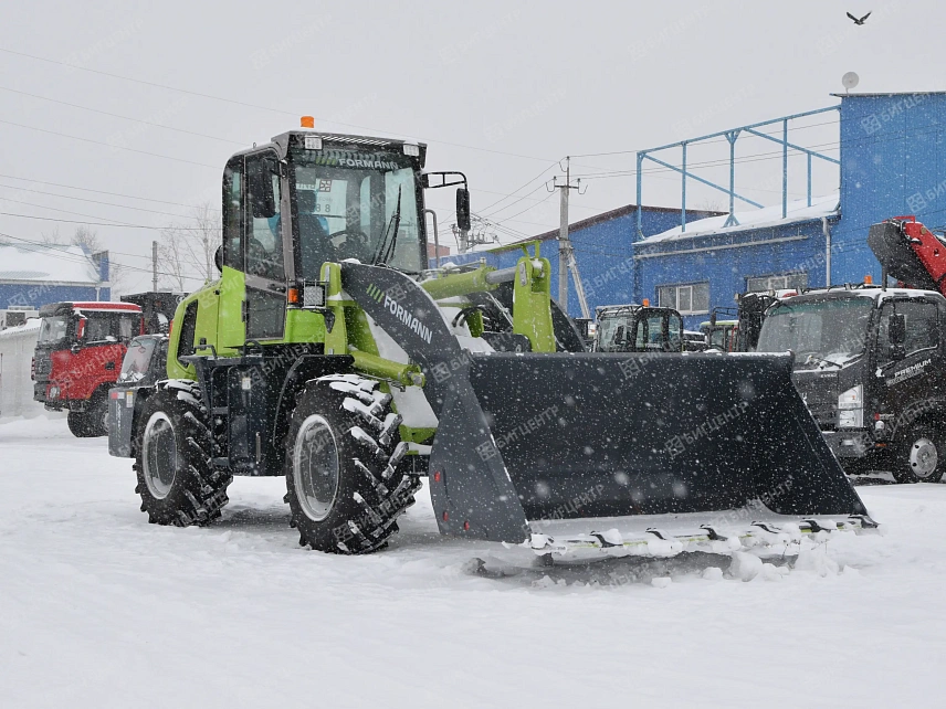 Фронтальный погрузчик FORMANN FX728