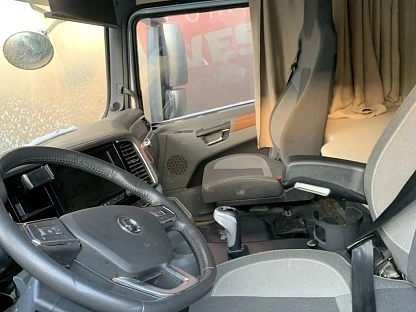 Тягач седельный Shacman SX42584W324C 000007155 - (АЛ)