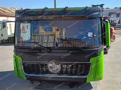 Кабина самосвала SHAANXI SHACMAN X5000 (зелёная)