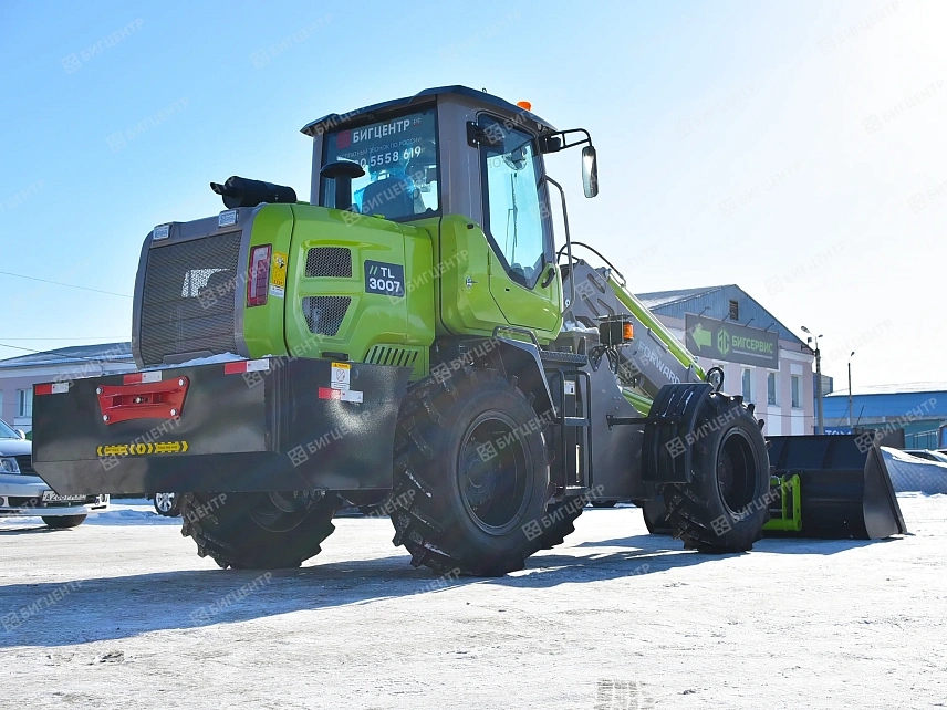Фронтальный погрузчик с телескопической стрелой FORWARD TL3007