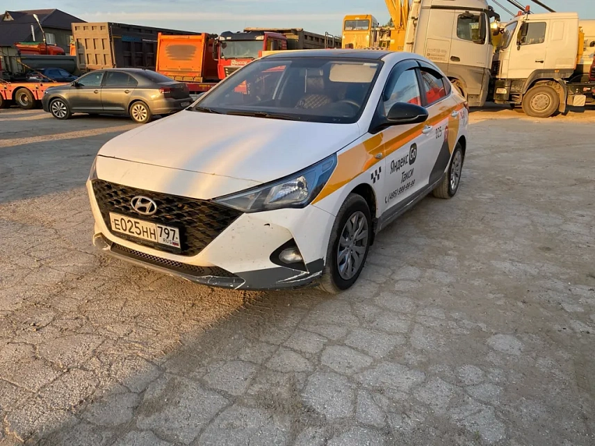 Легковой авто Hyundai Solaris 5194 - (АЛ)