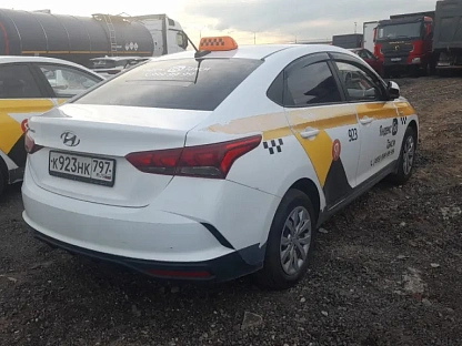 Легковой авто Hyundai Solaris 5139 - (АЛ)