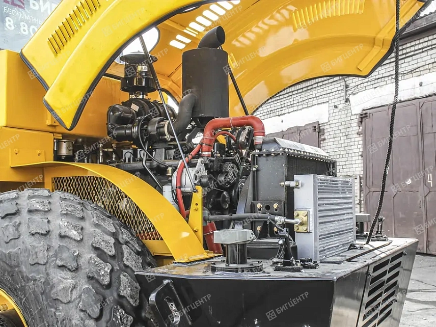 Одновальцовый вибрационный каток RMX (RUNMAX) SR214EH****7839