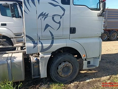 Тягач седельный Sitrak ZZ4186V391HE 000008281 - (АЛ)