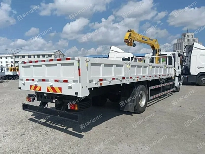 Кран-манипулятор ISUZU GIGA S2 4х2 5т