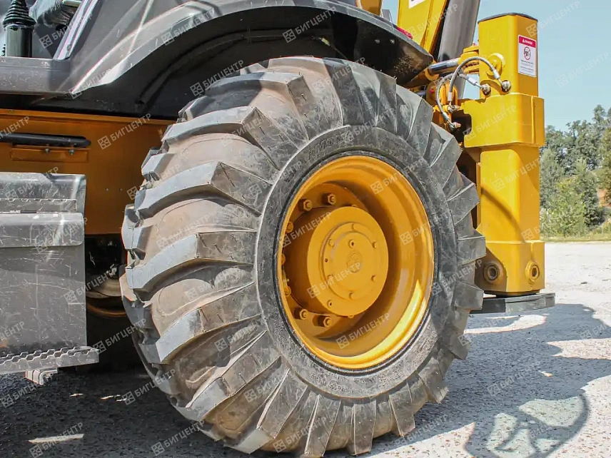 Экскаватор-погрузчик RMX (RUNMAX) SE440T (БЦ) (RMX20245425 от 04.24)