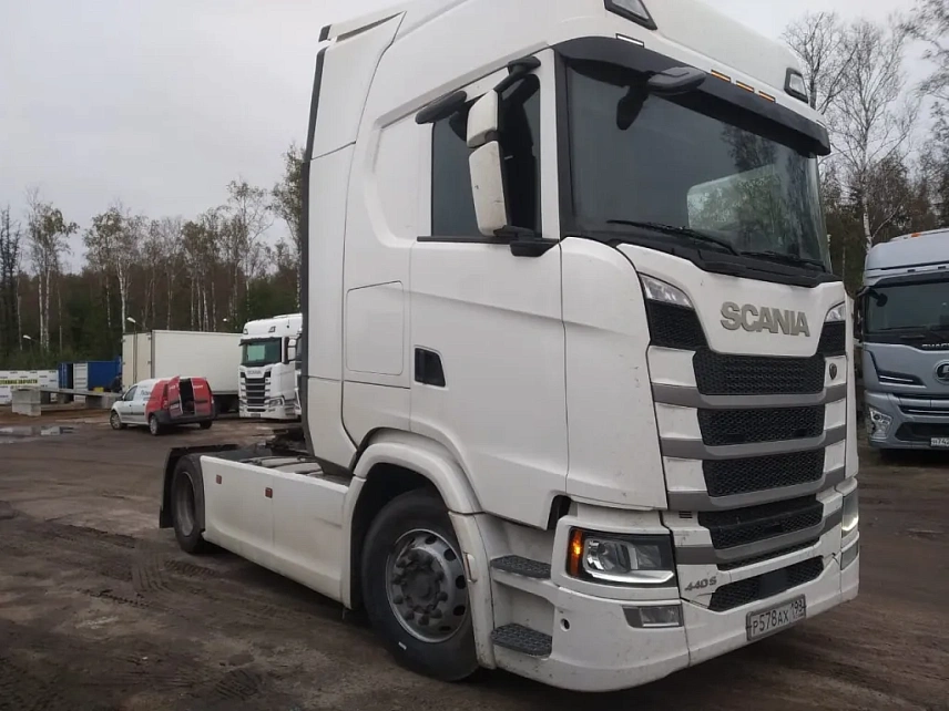 Тягач седельный SCANIA S 440 A4x2NA 4847 - (АЛ)