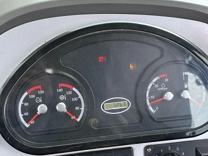 Экскаватор-погрузчик Beezone B110 000008317 - (АЛ)