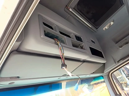 Тягач седельный КАМАЗ 5490-DC (M1840) 000007028 - (АЛ)