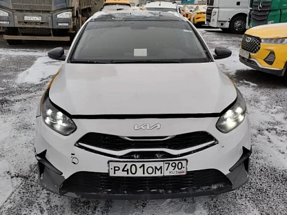 Легковой авто KIA Ceed SW 6630 - (АЛ)