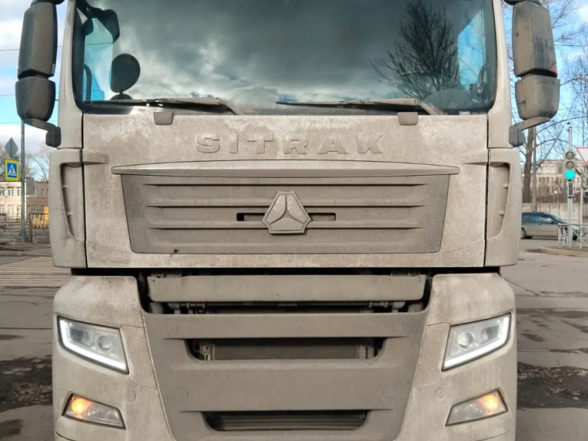 Тягач седельный Sitrak ZZ4186V391HE 000008030 - (АЛ)