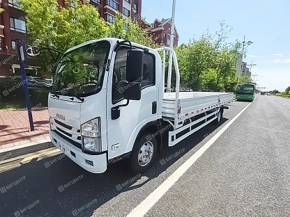 Бортовой грузовик ISUZU ELF 7т