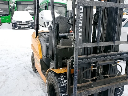 Погрузчик Hyundai 30D-9E 000007422 - (АЛ)