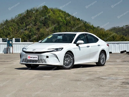 Toyota Camry IX Deluxe WHITE