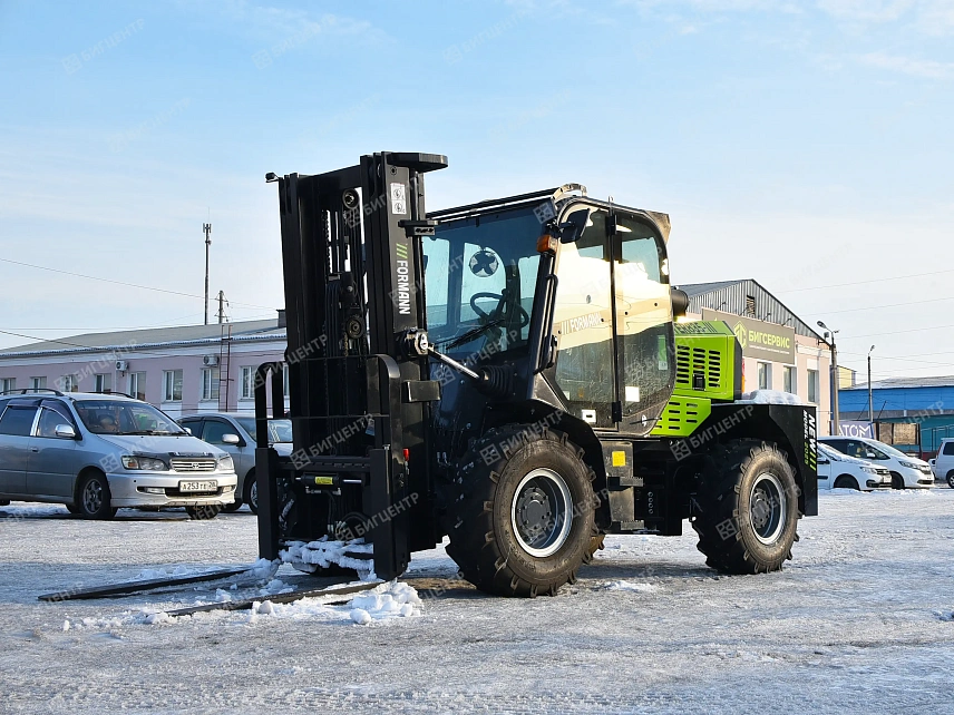 Вилочный погрузчик повышенной проходимости FORMANN TER835-III