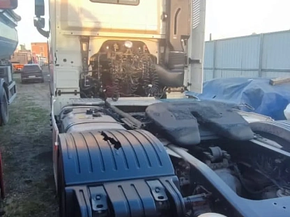 Тягач седельный Foton AUMAN EST A 1846 AMT (4189SLFKA) 000007087 - (АЛ)