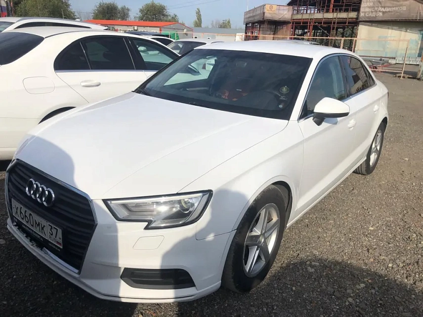 Легковой авто Audi A3 Sedan 4744 - (АЛ)