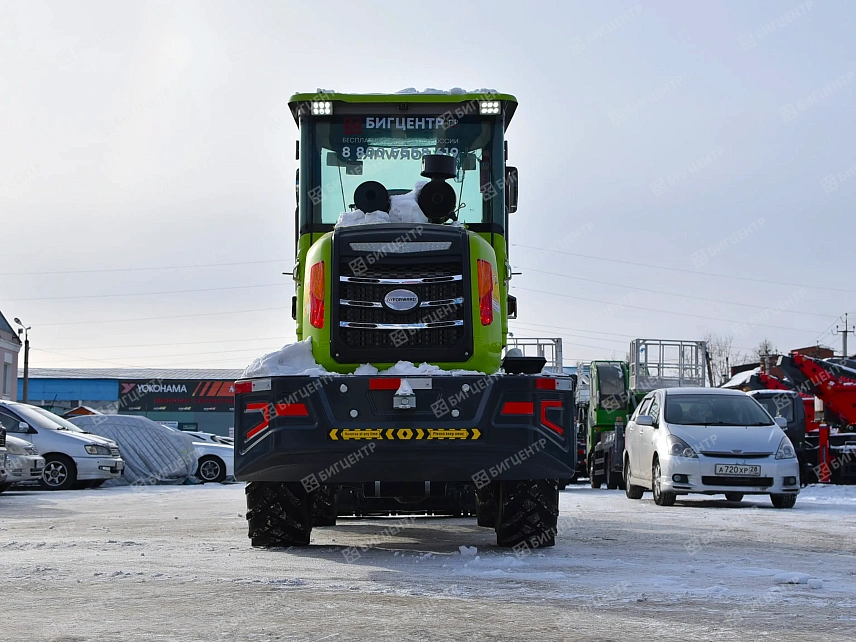 Фронтальный погрузчик FORWARD 626EF